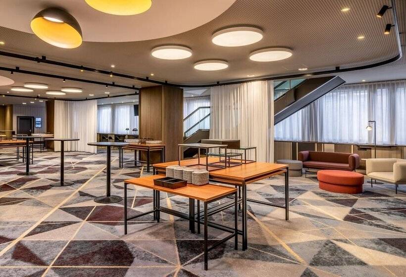 ホテル Frankfurt Marriott