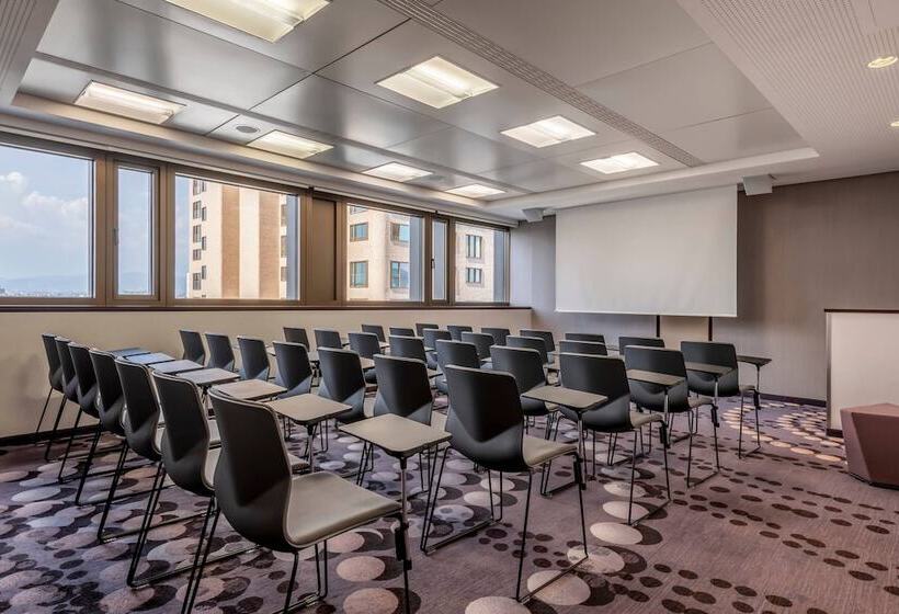 ホテル Frankfurt Marriott