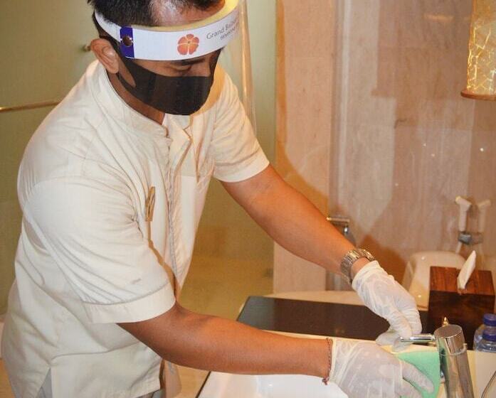 فندق Balisani Suites