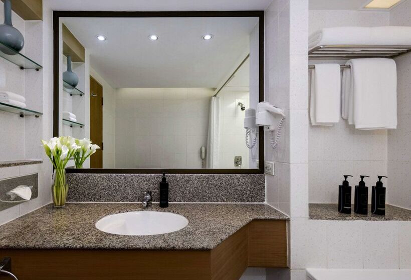 호텔 Grand Mercure Bangkok Atrium