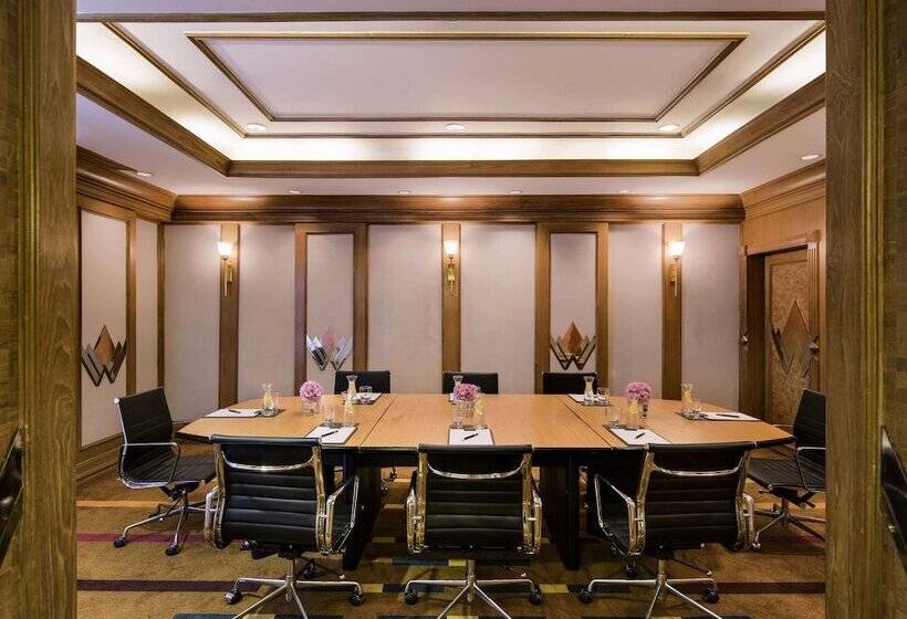 호텔 Grand Mercure Bangkok Atrium