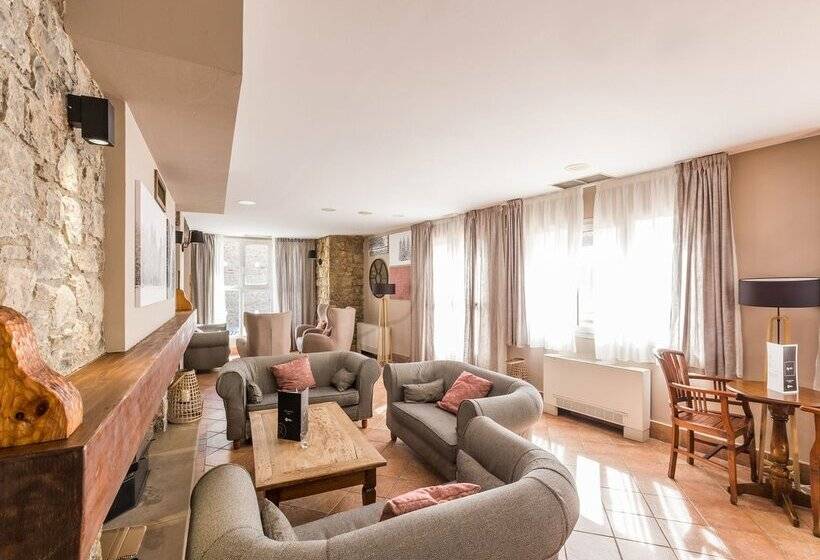 Hotel Grand Pas by Nexta