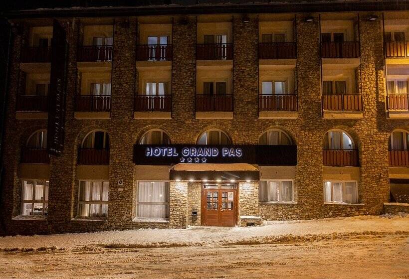 Hotel Grand Pas by Nexta
