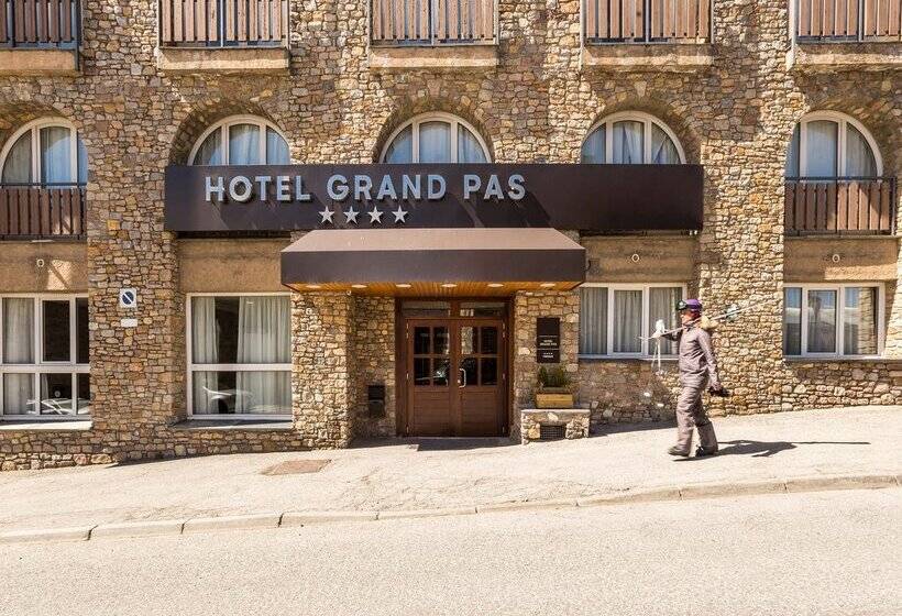 Hotel Grand Pas by Nexta