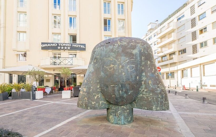 Grand Tonic Hotel & Spa Nuxe