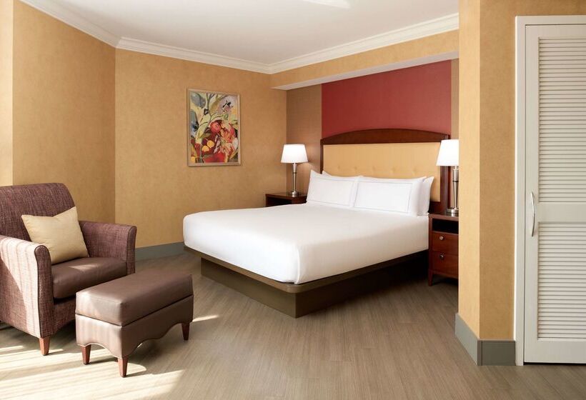 فندق Hilton Charlotte Uptown