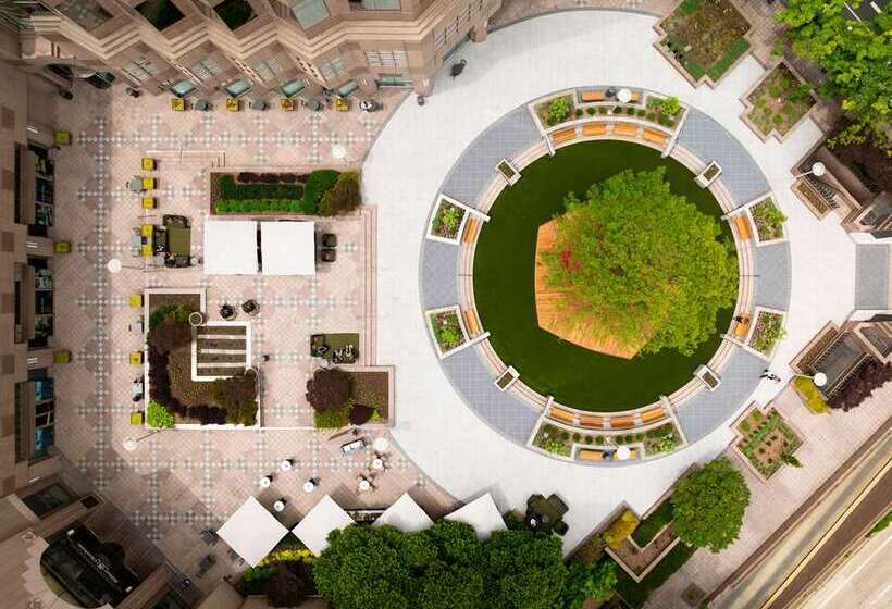 فندق Hilton Charlotte Uptown