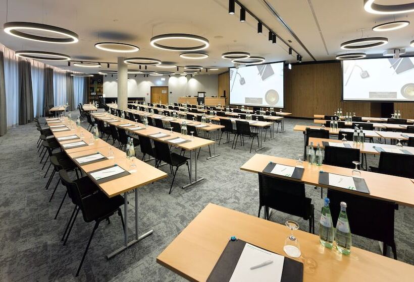 فندق Holiday Inn Stuttgart, An Ihg
