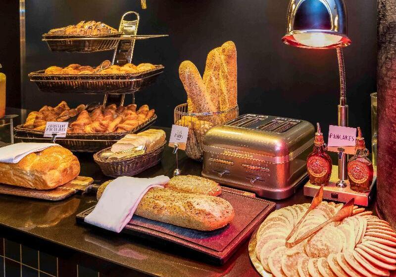 Отель Hôtel Mercure Blois Centre