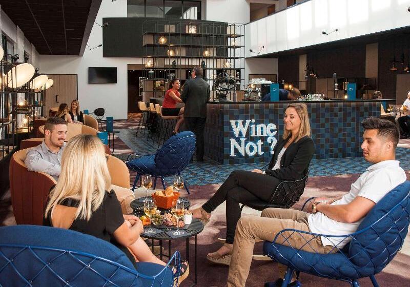 Отель Hôtel Mercure Blois Centre