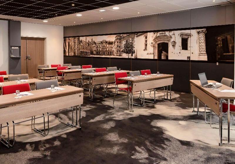 Отель Hôtel Mercure Blois Centre