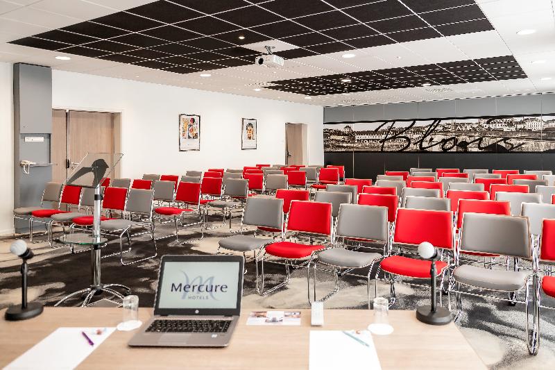 Отель Hôtel Mercure Blois Centre