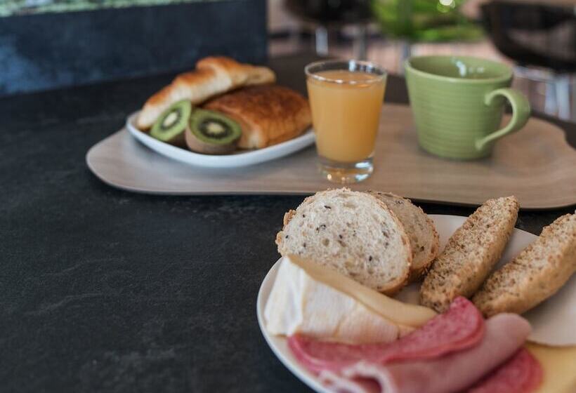 호텔 Ibis Styles Annecy Centre Gare