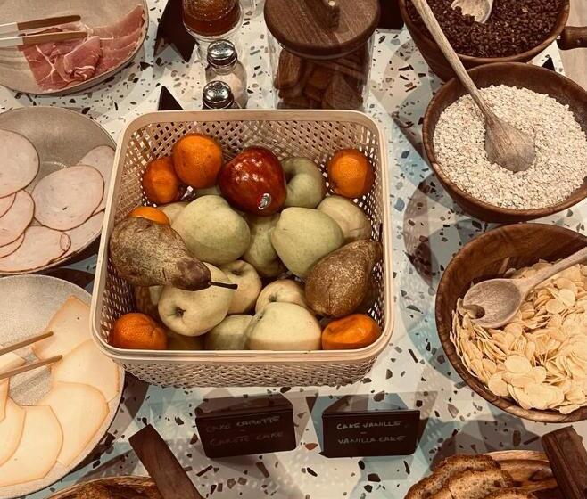 Latroupe Grand Place Hostel