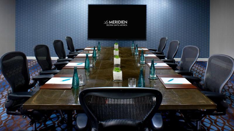 Отель Hyatt Centric Delfina Santa Monica