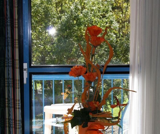 호텔 Hôtel Le Refuge Des Sources