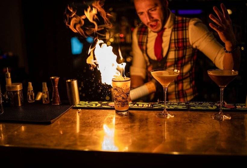 هتل Leifur Eiríksson