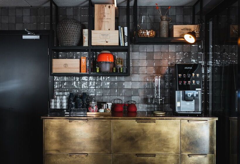 هتل Leifur Eiríksson