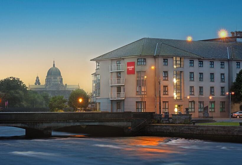 هتل Leonardo Galway