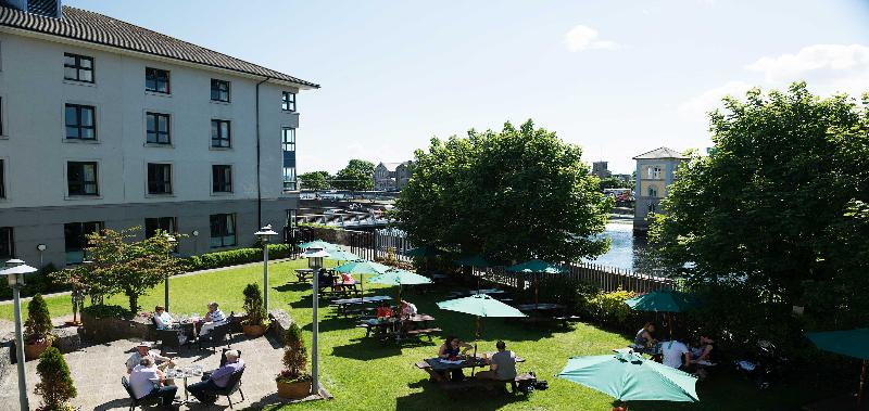 هتل Leonardo Galway