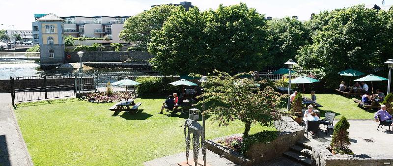 هتل Leonardo Galway