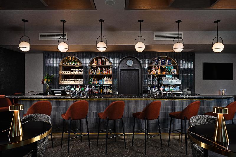 ホテル Leonardo Galway