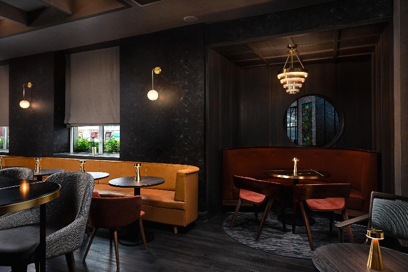 هتل Leonardo Galway