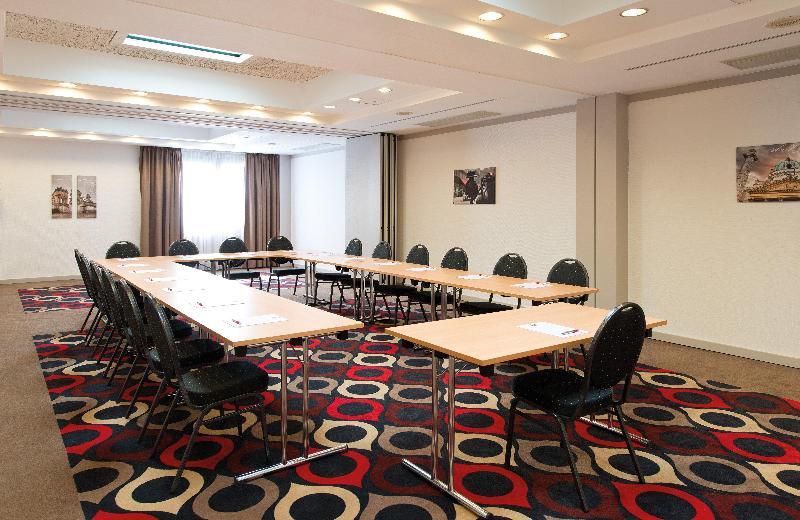 فندق Leonardo Vienna Westbahnhof