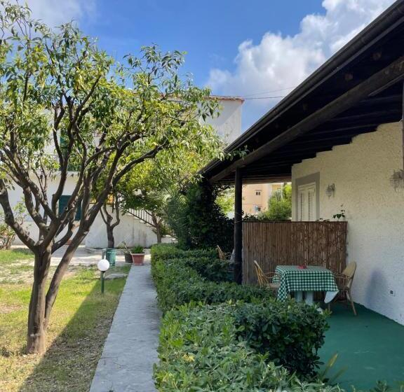 ホテル Lord Byron