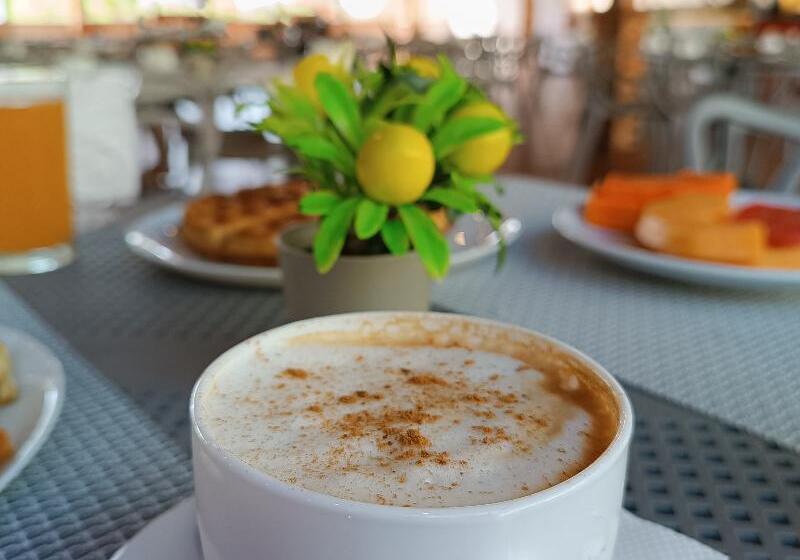 Отель Margarita Dynasty