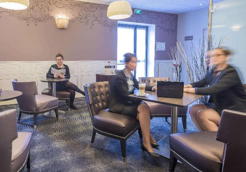 هتل Mercure Tours Centre Gare Et Congres