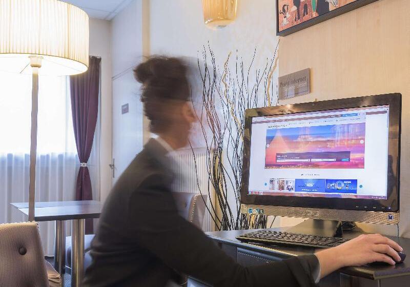 هتل Mercure Tours Centre Gare Et Congres