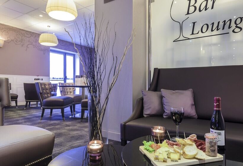 هتل Mercure Tours Centre Gare Et Congres