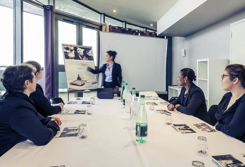 هتل Mercure Tours Centre Gare Et Congres