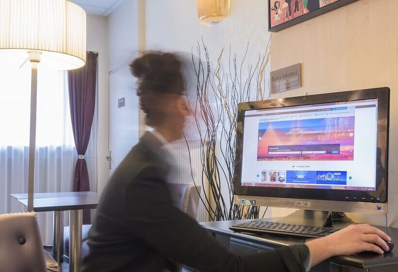 هتل Mercure Tours Centre Gare Et Congres