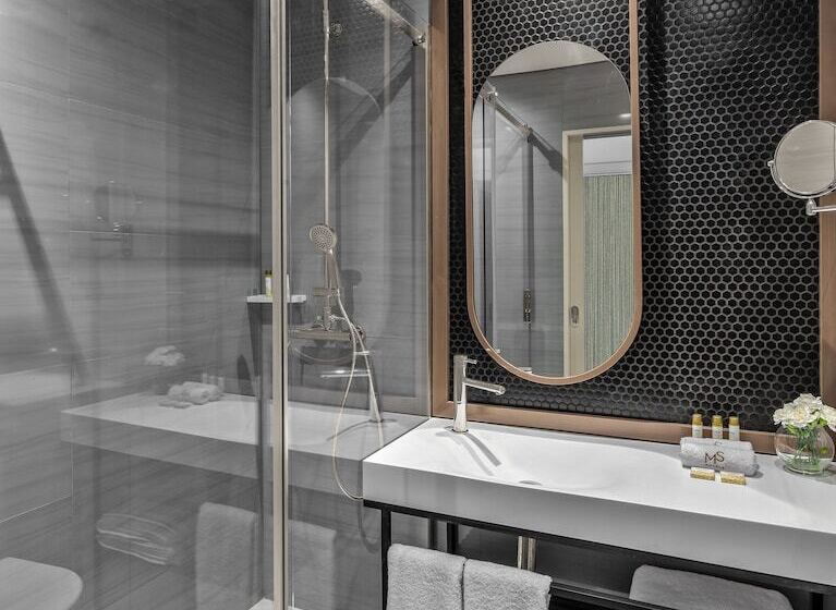 هتل Moon & Sun Braga