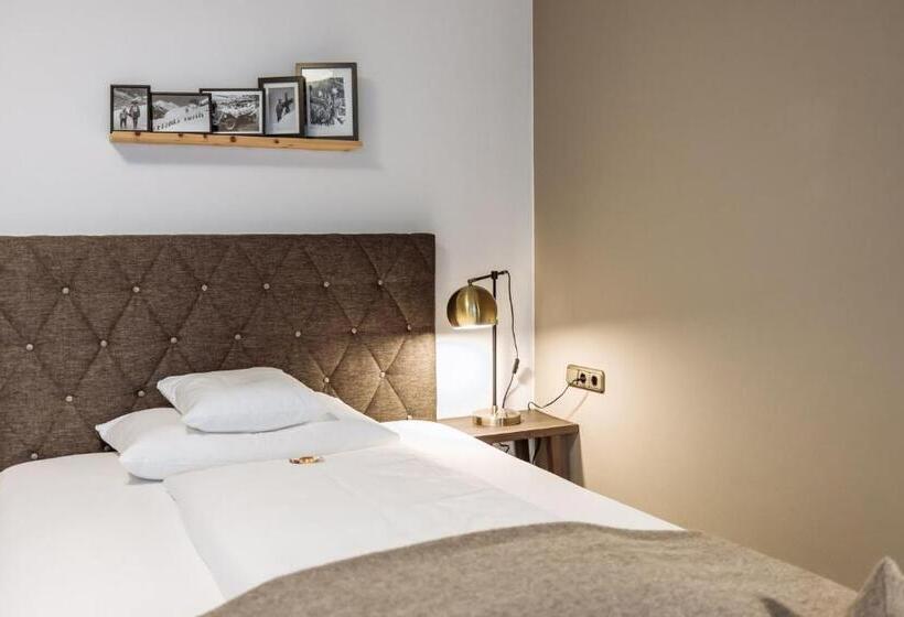 فندق Nationalpark Lodge Grossglockner