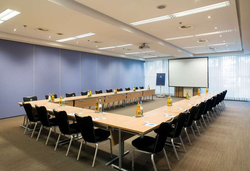 酒店 NH Dresden Neustadt