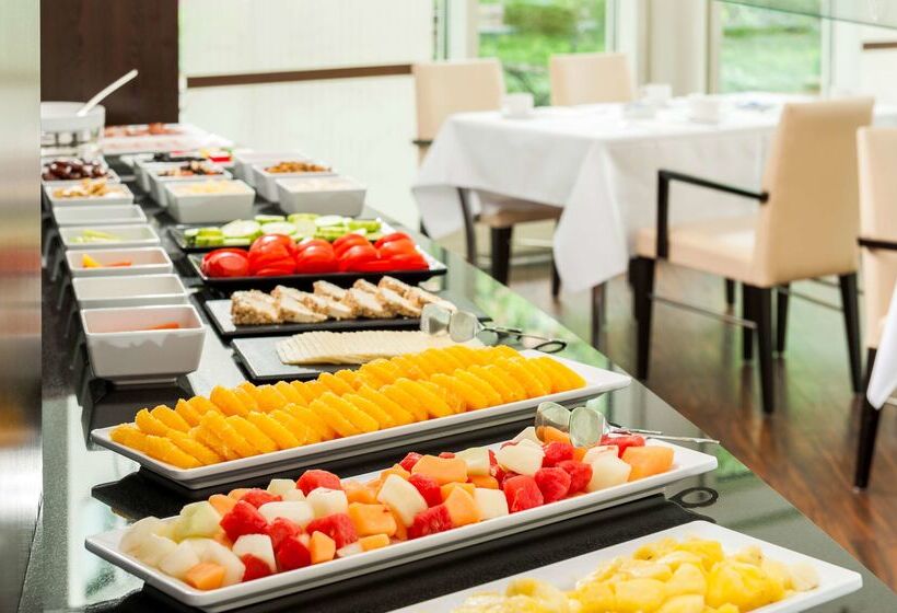 酒店 NH Dresden Neustadt