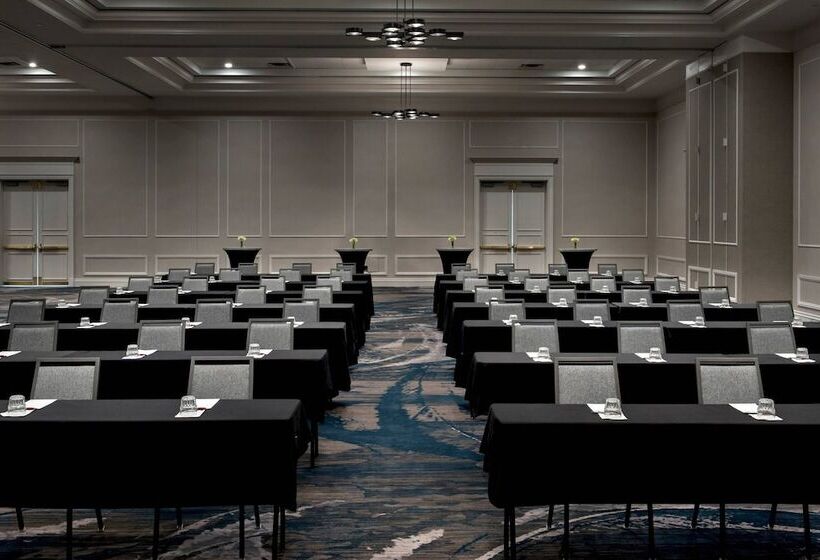 هتل Norfolk Waterside Marriott