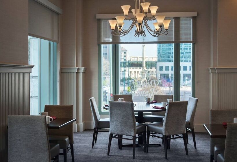 هتل Norfolk Waterside Marriott