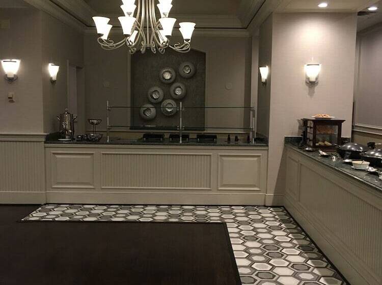 בית מלון כפרי Norfolk Waterside Marriott