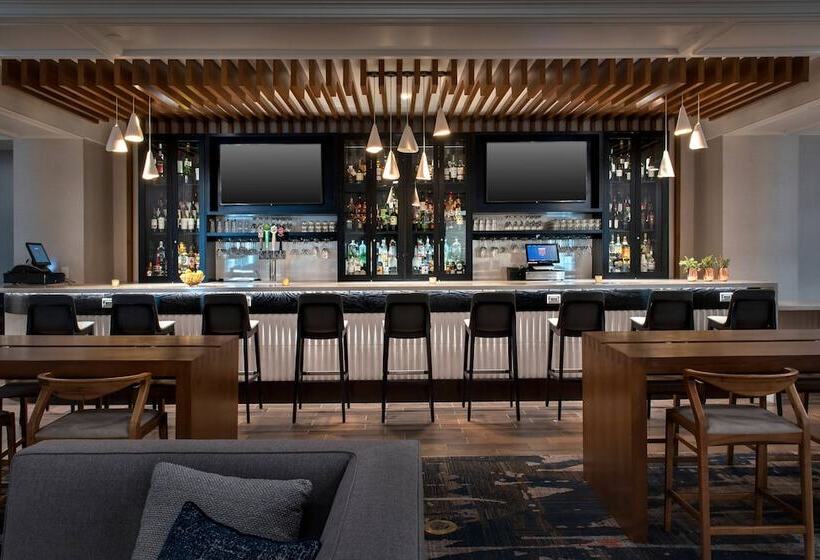 בית מלון כפרי Norfolk Waterside Marriott