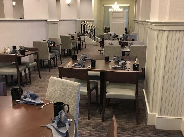 هتل Norfolk Waterside Marriott