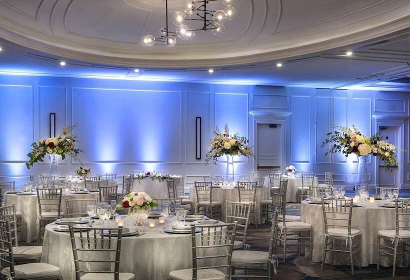 هتل Norfolk Waterside Marriott
