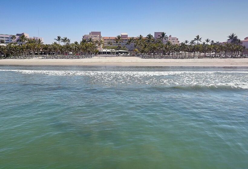 בית מלון כפרי Occidental Nuevo Vallarta