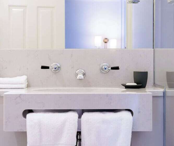 בית מלון כפרי Old Parsonage