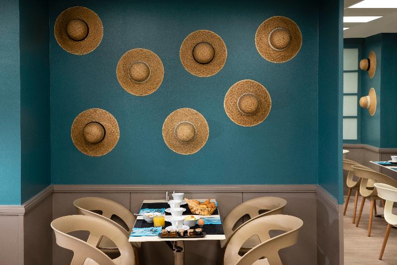 ホテル Paris Bastille