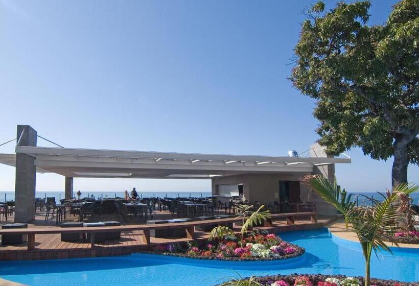 Отель Pestana Carlton Madeira Ocean Resort