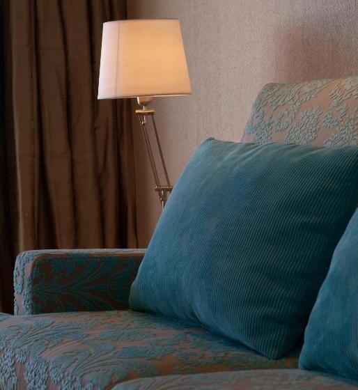 Отель Pestana Carlton Madeira Ocean Resort